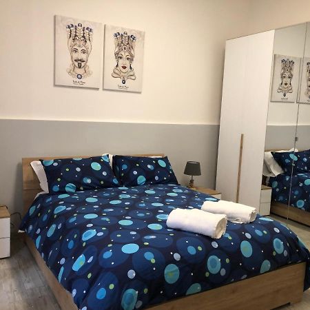 Appartamento La Casa Del Vicolo Catania Esterno foto