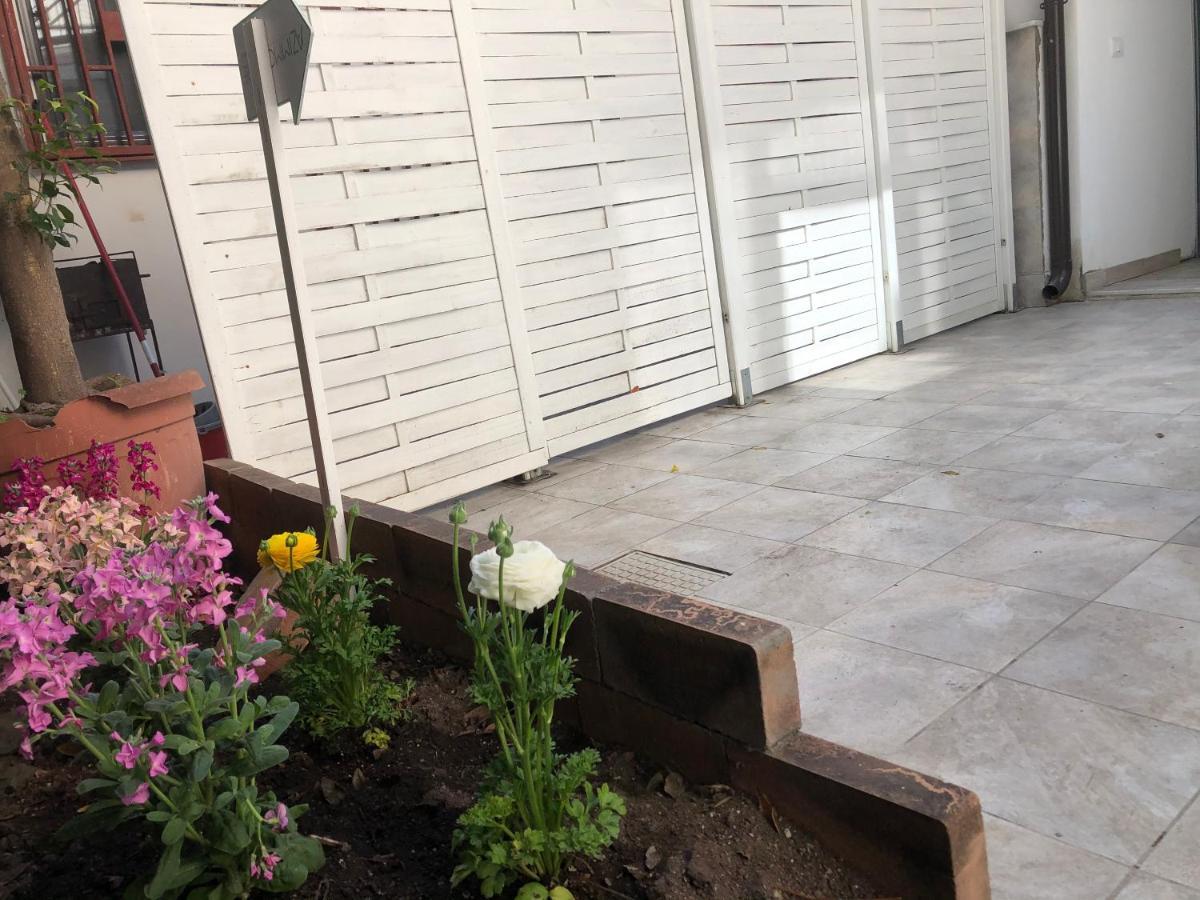 Appartamento La Casa Del Vicolo Catania Esterno foto