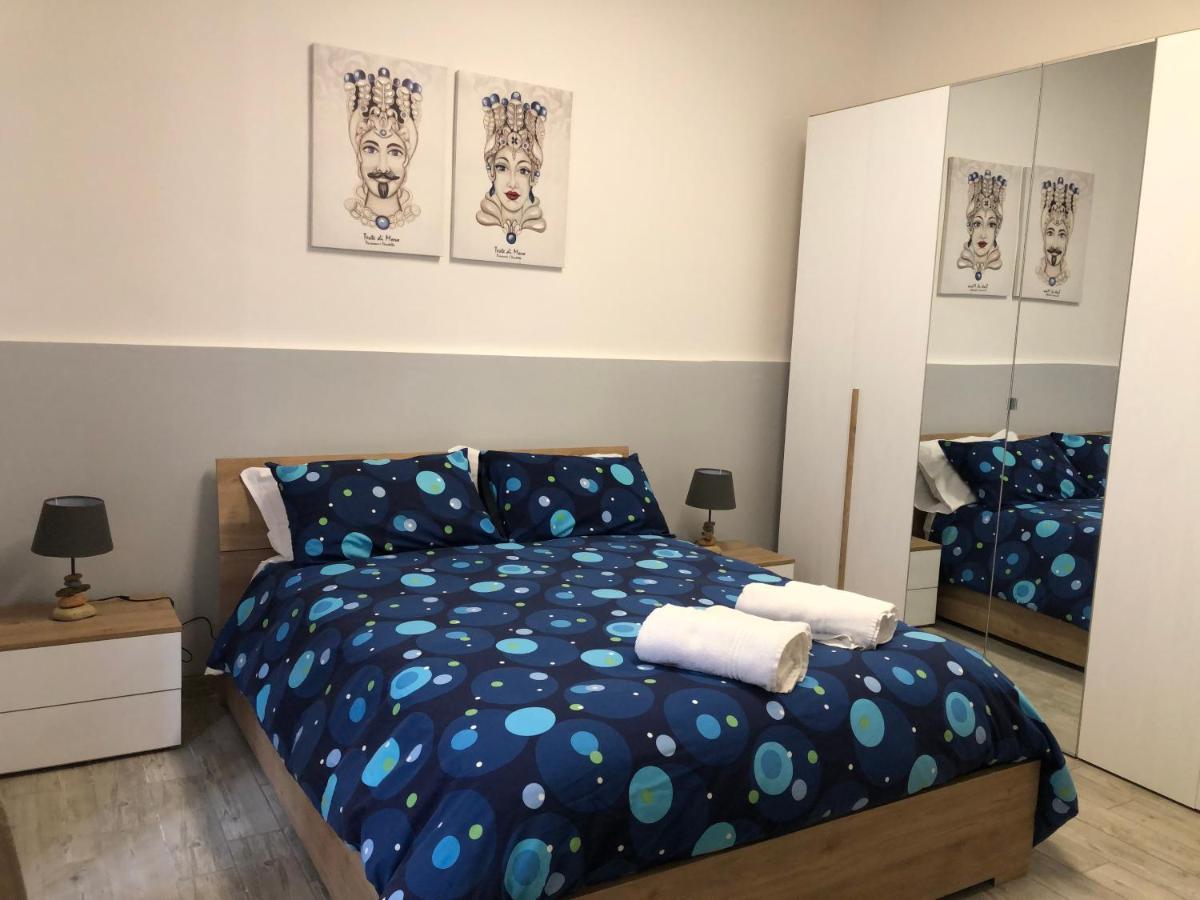 Appartamento La Casa Del Vicolo Catania Esterno foto